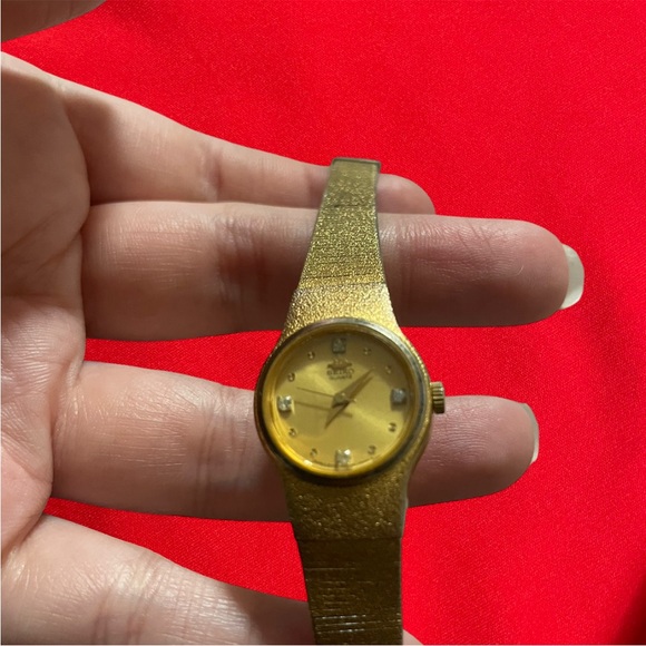 Vintage 1980s Seiko Ladies Watch - Picture 1 of 4